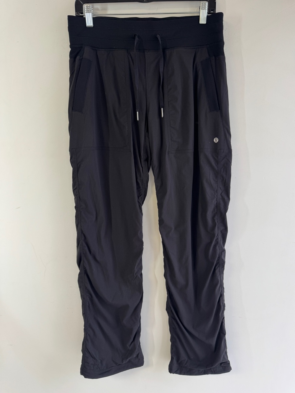 Lululemon Fully Lined Dance Studio Ruched Jogger Pants Size 8 Athleisure Gym - Picture 2 of 16